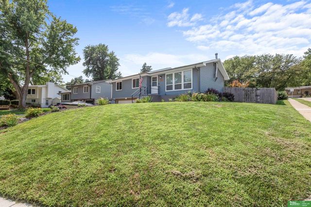 9187 Boyd Street, Omaha, NE 68134