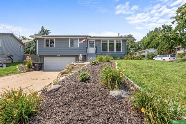 9187 Boyd Street, Omaha, NE 68134