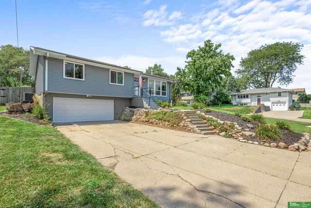 9187 Boyd Street, Omaha, NE 68134