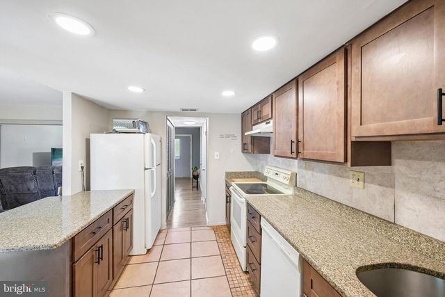 12 ROXBURN PL, Willingboro, NJ 08046