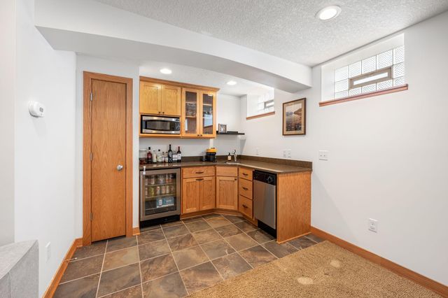 1115 W 48th Street, Minneapolis, MN 55419