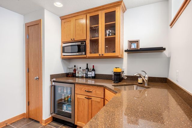1115 W 48th Street, Minneapolis, MN 55419