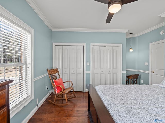 17594 Clearview Street, Athens, AL 35611