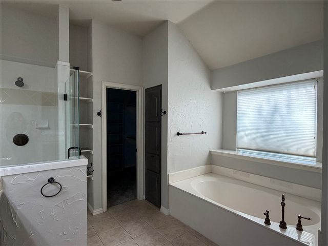 2 Mistywood Court, Mansfield, TX 76063