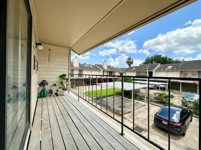 2211 S Kirkwood Road 35, Houston, TX 77077