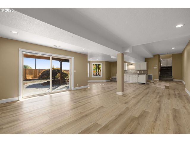 15915 Sw Peace Ave, Portland, OR 97224