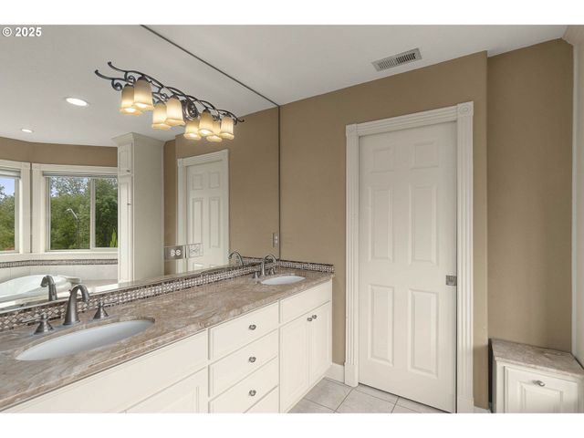 15915 Sw Peace Ave, Portland, OR 97224