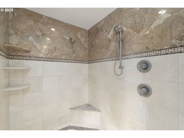 15915 Sw Peace Ave, Portland, OR 97224