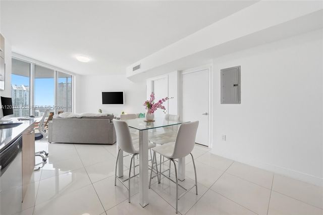 350 S Miami Avenue 3912, Miami, FL 33130
