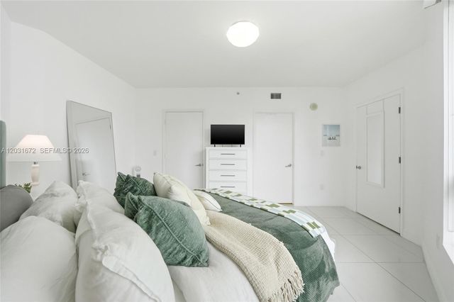 350 S Miami Avenue 3912, Miami, FL 33130