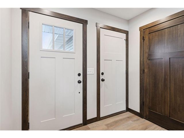 492 Coyote Way, New Richmond, WI 54017