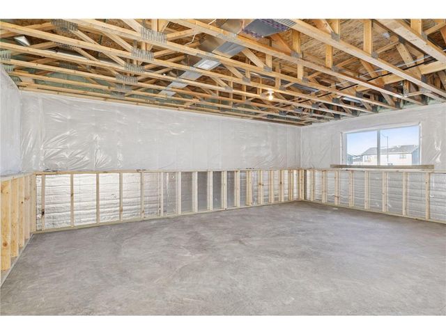 492 Coyote Way, New Richmond, WI 54017