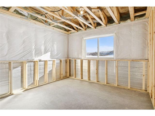 492 Coyote Way, New Richmond, WI 54017