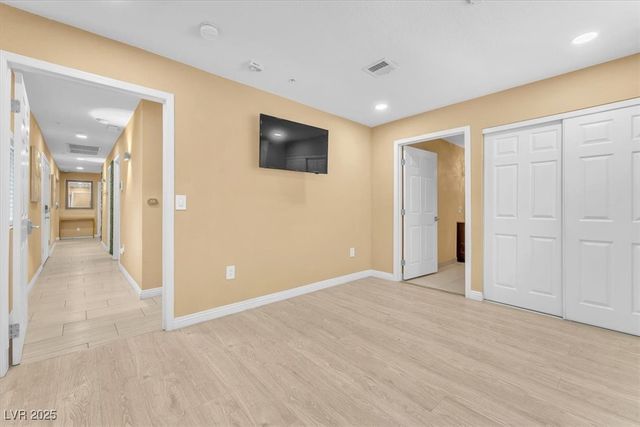 7830 Spencer Street, Las Vegas, NV 89123