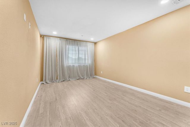 7830 Spencer Street, Las Vegas, NV 89123