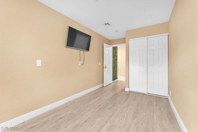 7830 Spencer Street, Las Vegas, NV 89123