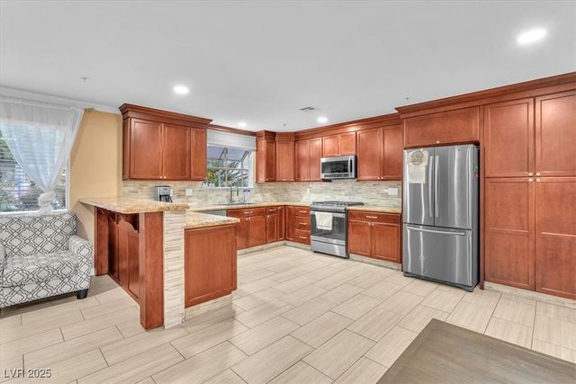7830 Spencer Street, Las Vegas, NV 89123