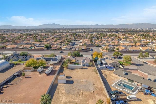 7830 Spencer Street, Las Vegas, NV 89123