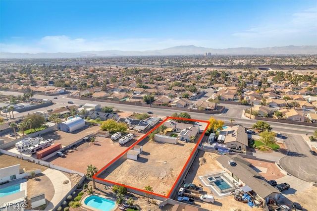 7830 Spencer Street, Las Vegas, NV 89123