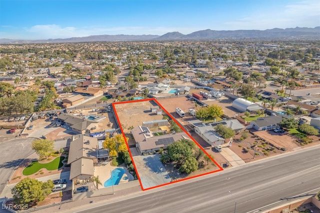 7830 Spencer Street, Las Vegas, NV 89123