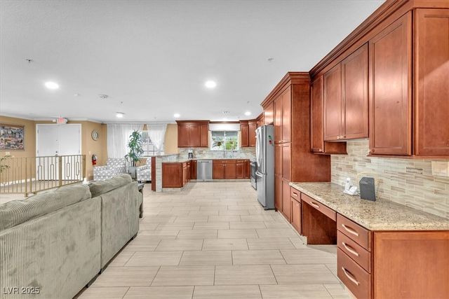 7830 Spencer Street, Las Vegas, NV 89123