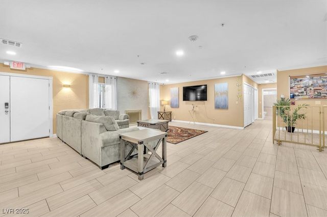 7830 Spencer Street, Las Vegas, NV 89123