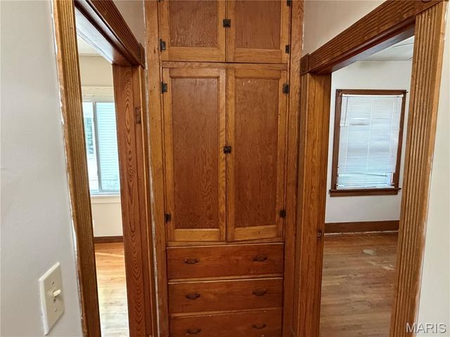 216 S 9th Street, Wood River, IL 62095