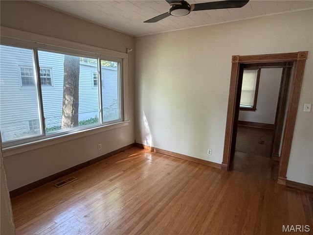 216 S 9th Street, Wood River, IL 62095