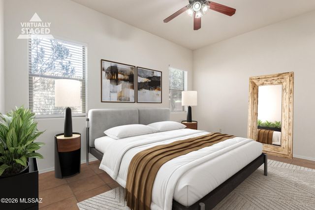 335 E Calle Nacrita, Green Valley, AZ 85614