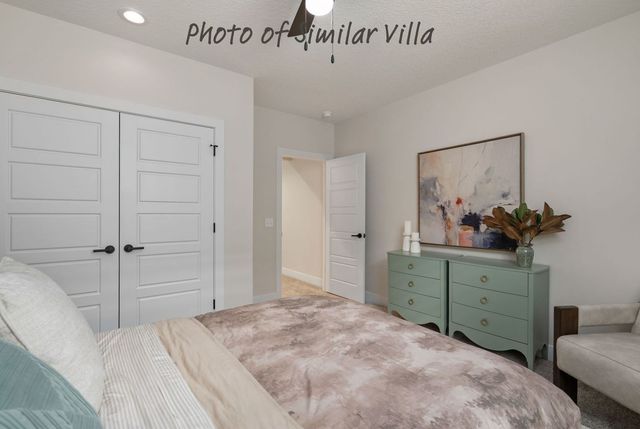 37 FRANK Court, Le Claire, IA 52753