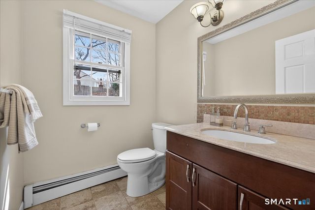 15 Oak Hollow Road, Branford, CT 06405