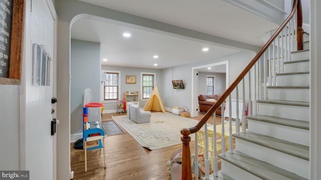 204 W BROOKHAVEN RD, Wallingford, PA 19086