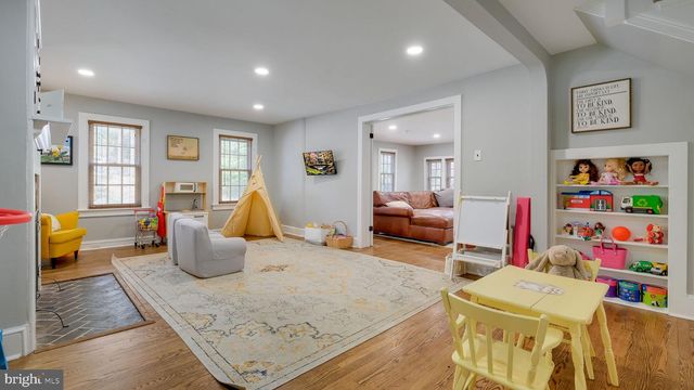 204 W BROOKHAVEN RD, Wallingford, PA 19086
