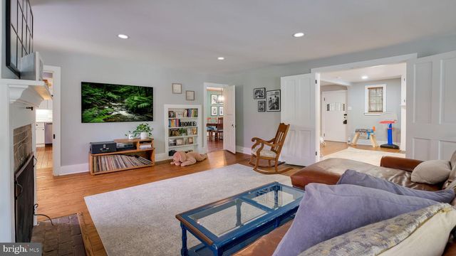 204 W BROOKHAVEN RD, Wallingford, PA 19086