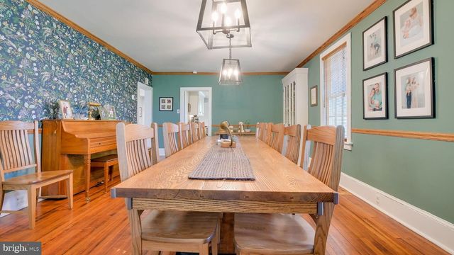 204 W BROOKHAVEN RD, Wallingford, PA 19086