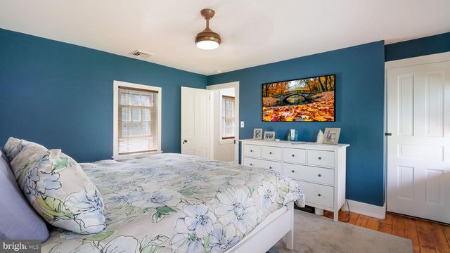 204 W BROOKHAVEN RD, Wallingford, PA 19086