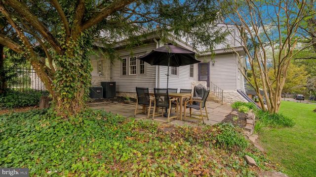 204 W BROOKHAVEN RD, Wallingford, PA 19086