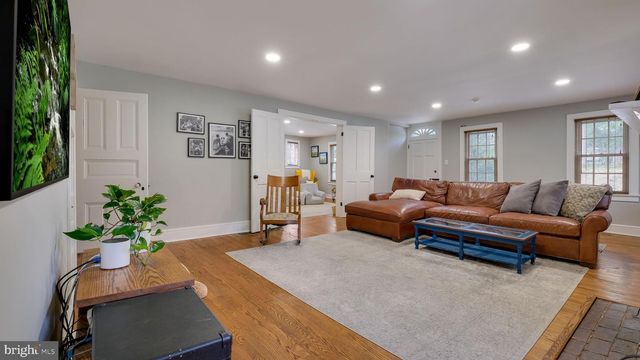 204 W BROOKHAVEN RD, Wallingford, PA 19086