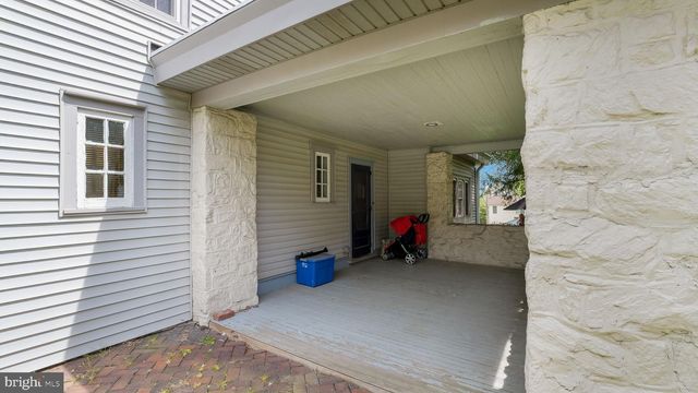 204 W BROOKHAVEN RD, Wallingford, PA 19086