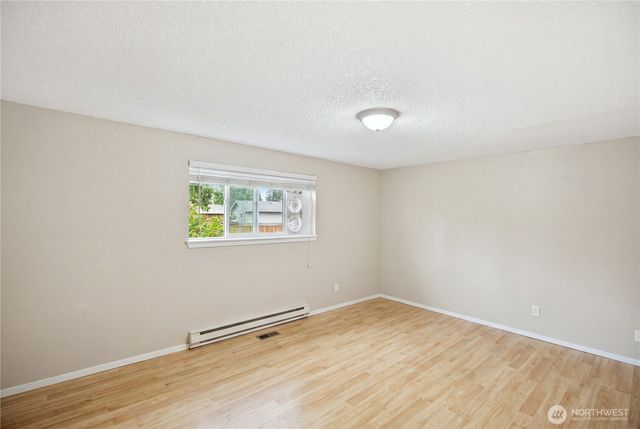 3760 E T Street, Tacoma, WA 98404