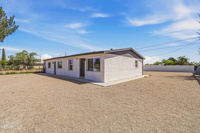 10752 Mellward Road A, Socorro, TX 79927