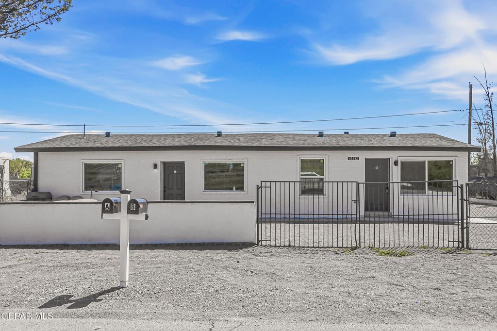 10752 Mellward Road A, Socorro, TX 79927