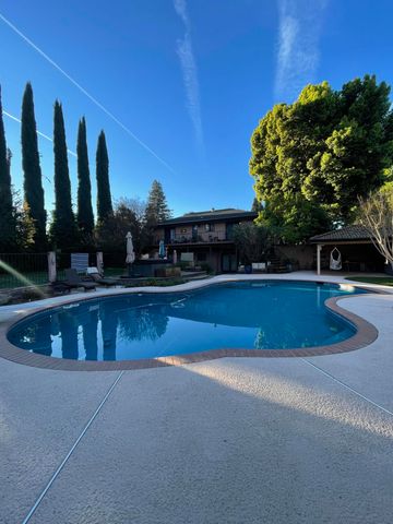 2890 Balaton Avenue, Redding, CA 96001