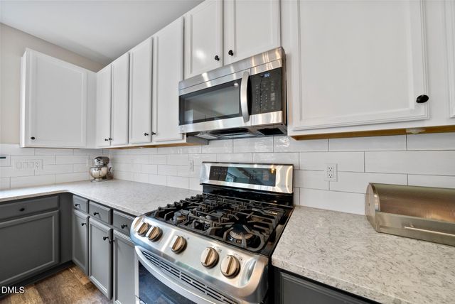 212 Milpass Drive, Holly Springs, NC 27540