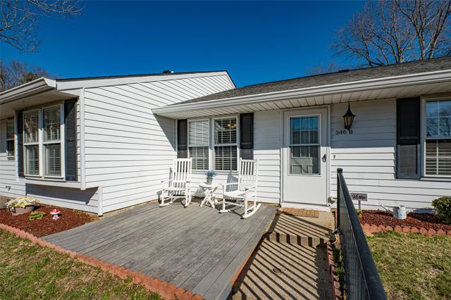 346 Woodbridge Drive B, Ridge, NY 11961