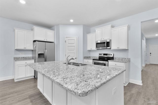 3846 Hawks Landing Cir, Pace, FL 32571