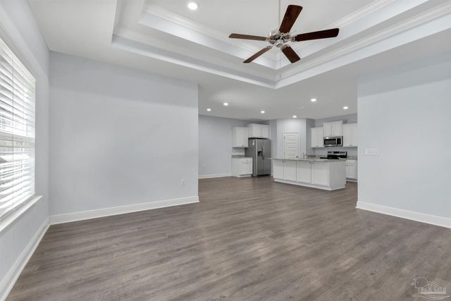 3846 Hawks Landing Cir, Pace, FL 32571