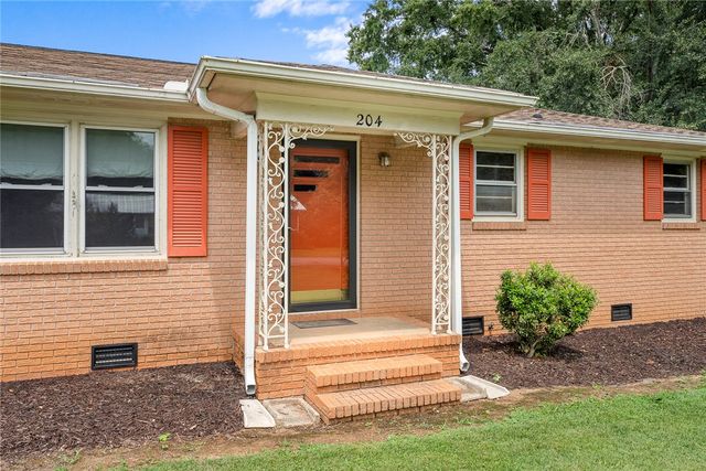 204 Friendship Lane, Anderson, SC 29624