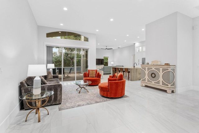 7320 Falls Road W, Boynton Beach, FL 33437