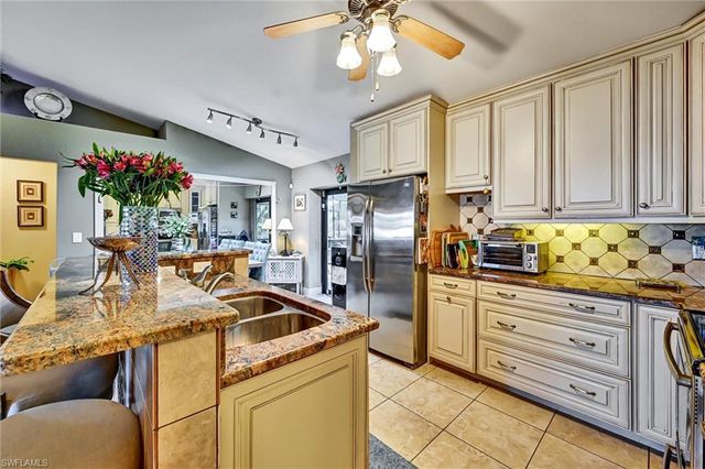 2442 SW Embers TER, Cape Coral, FL 33991